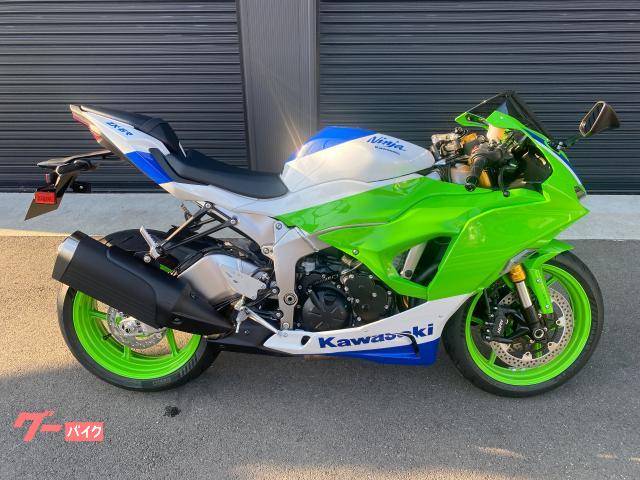Ｎｉｎｊａ　ＺＸ−６Ｒ　４０周年モデル　ＯＨＬＩＮＳ製ステアリングダンパー装備　ＣＲ−１コーティング済
