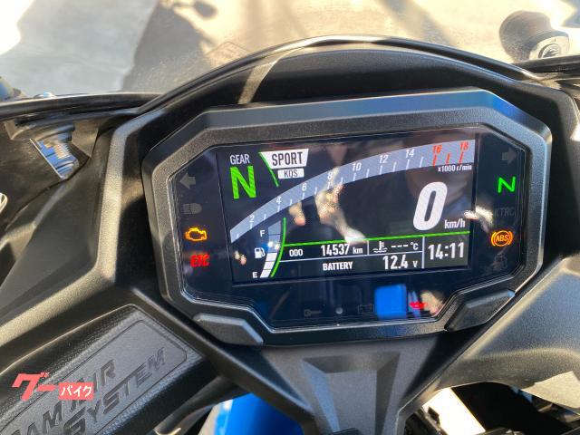カワサキ Ninja ZX－4R SE 2024年モデル BEET製