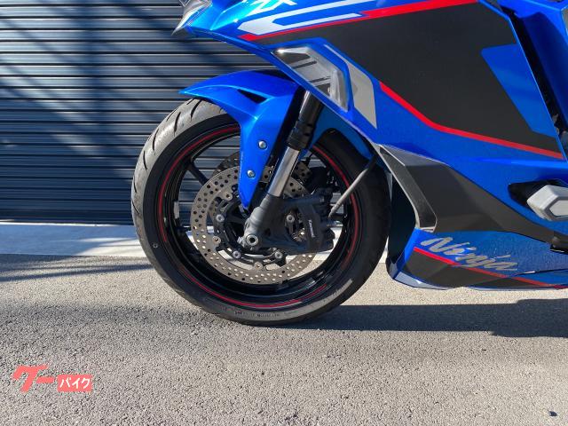 カワサキ Ninja ZX－4R SE 2024年モデル BEET製