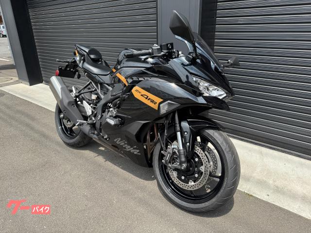 カワサキ Ninja ZX－4R SE ブラック外装コンバート