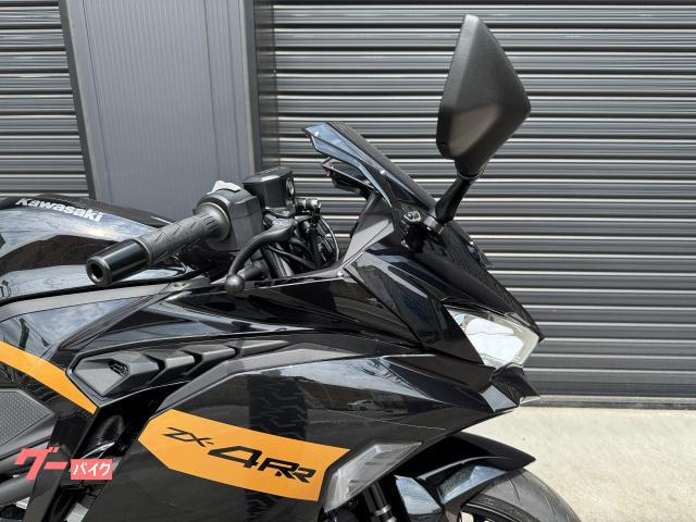 カワサキ Ninja ZX－4R SE ブラック外装コンバート