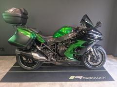 カワサキ　Ｎｉｎｊａ　Ｈ２　ＳＸ　ＳＥ　２０２２年モデル　カーボンパーツ　３点フルパニア付　アダプティブクルーズコントロール　ワンオーナー