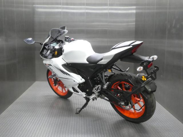 ヤマハ YZF－R15 新車 2023年モデル 倒立フォーク インド