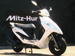 ＫＹＭＣＯ　ＧＰ１２５ＶＣＢＳ　正規輸入車両　バリアブルコンバインドブレーキシステム搭載　オートオープンシート　ＵＳＢ給電ソケット装備