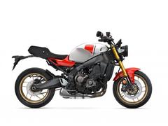 ヤマハ　ＸＳＲ９００　２０２５年モデル