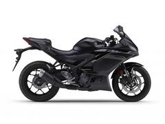 ヤマハ　ＹＺＦ−Ｒ２５　２０２５年モデル