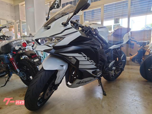 カワサキ Ninja ZX－4R SE｜BIKEーSTUDIO｜新車