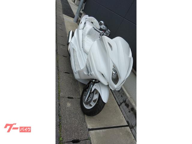 マジェスティＣ　フルホワイカスタム