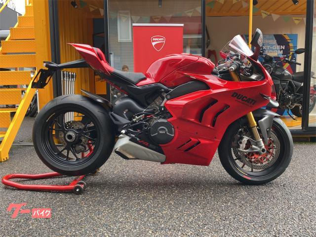 パニガーレＶ４　Ｓ　ドゥカティパフォーマンス　カーボン製パーツ　ＧＢＲａｃｉｎｇ　ＳＵＮＳＴＡＲブレーキディスク