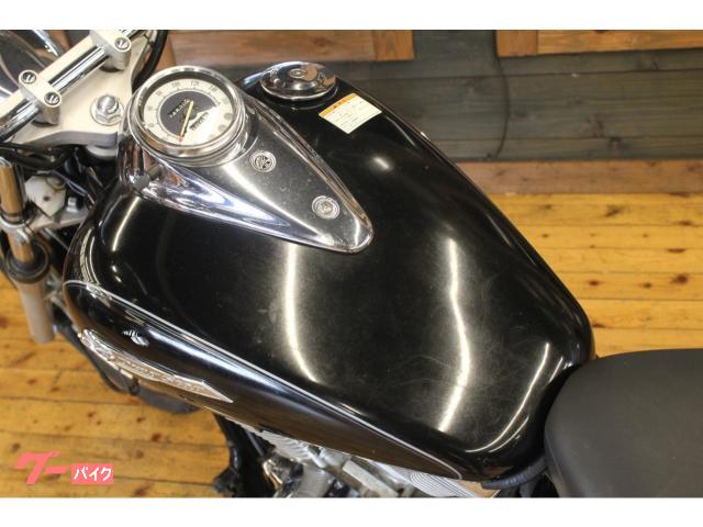 ヤマハ ドラッグスター２５０　社外品フロントウインカー　サイドバッグステーの画像（千葉県