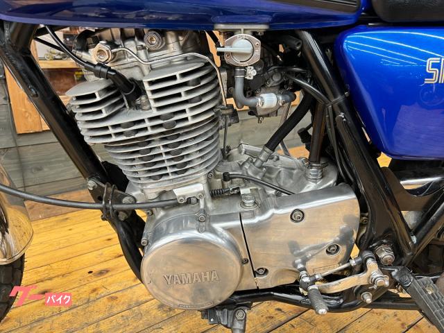 ヤマハ ＳＲ４００ ２００１年 ＲＨ０１Ｊ型 キャブレターモデル キャプトンマフラー タックロールシート｜Ａｕｔｏ  Ｓｕｐｐｌｙ｜新車・中古バイクなら【グーバイク】