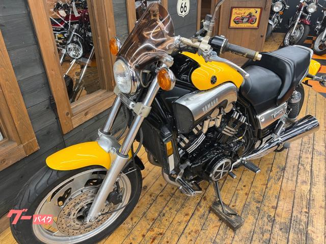 ヤマハ VMAX Vmax1200 2LT カナダ仕様 社外 ヤマハ VMAX Vmax1200 2LT カナダ仕様 社外
