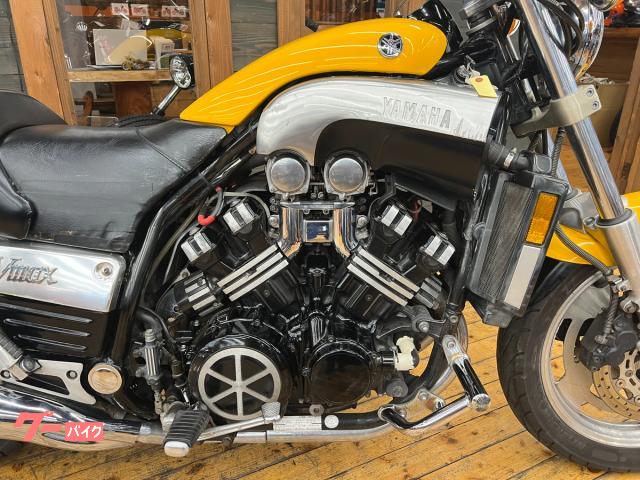 ヤマハ VMAX Vmax1200 2LT カナダ仕様 社外 ヤマハ VMAX Vmax1200 2LT カナダ仕様 社外