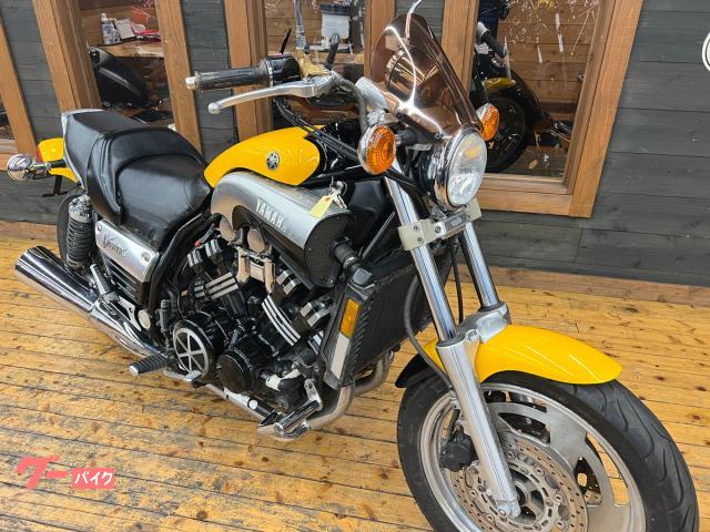 ヤマハ VMAX Vmax1200 2LT カナダ仕様 社外 ヤマハ VMAX Vmax1200 2LT カナダ仕様 社外