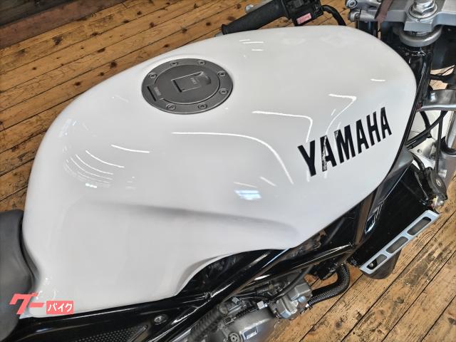 YAMAHA バイクタンク ホワイト Yahoo!オークション -「純正白タンク」(ヤマハ用) (タンク)の