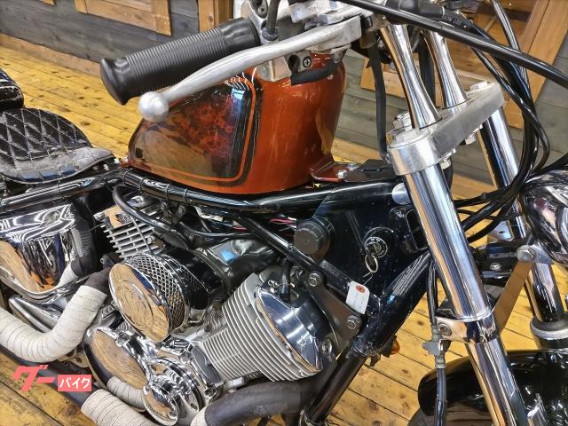 ドラッグスター1100　ガソリンタンク　凹みなし ドラッグスター1100ガソリンタンク凹みなし