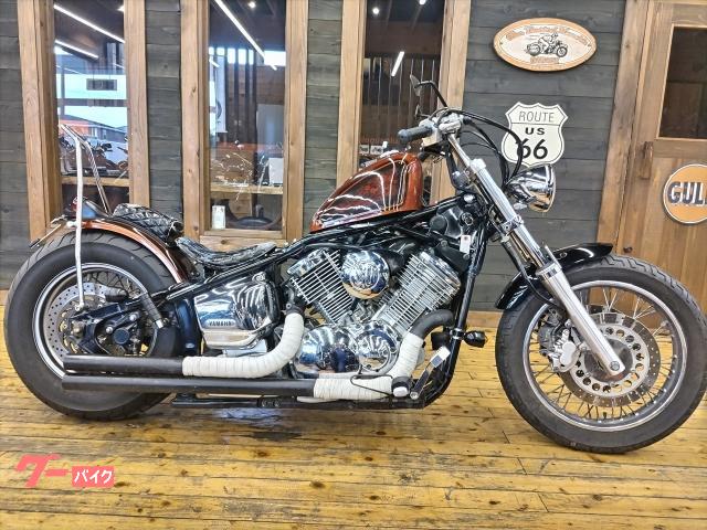 ドラッグスター１１００　フリスコスタイル　ドラッグパイプマフラー　ＳＵエアクリーナー　スポタン　カスタムペイント