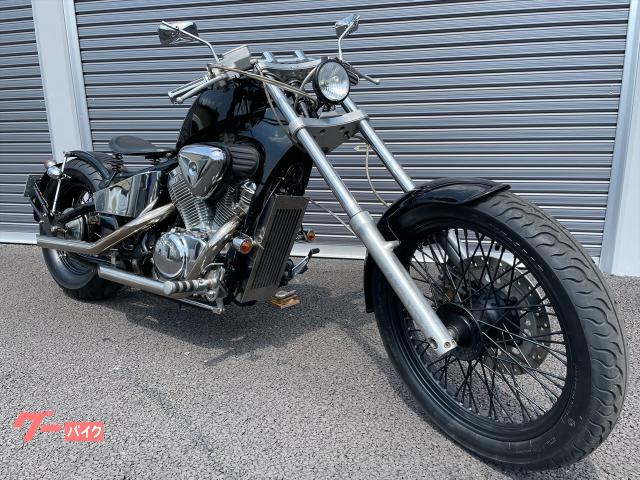 スティード４００　２００１年　ＮＣ２６型　スポタン　メッキサイドカバー　スラッシュカットマフラー　ソロシート　トリプルツリー