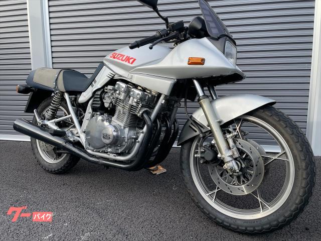 ＧＳＸ７５０Ｓ　ＫＡＴＡＮＡ　カタナ　１９８２年モデル　スクリーン付き　初期型　ノーマル　左右２本出しマフラー