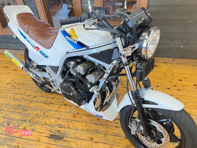 BEET ホワイトカウル・フェンダー cbr400f ホンダ CBR400F 67レーシングRPM菅 BEETフェンダー