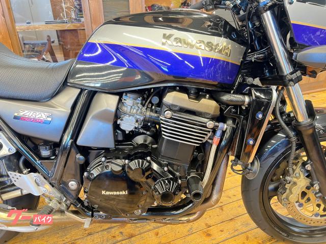 カワサキ ZRX1200R 2001年モデル アクラポヴィッチフル