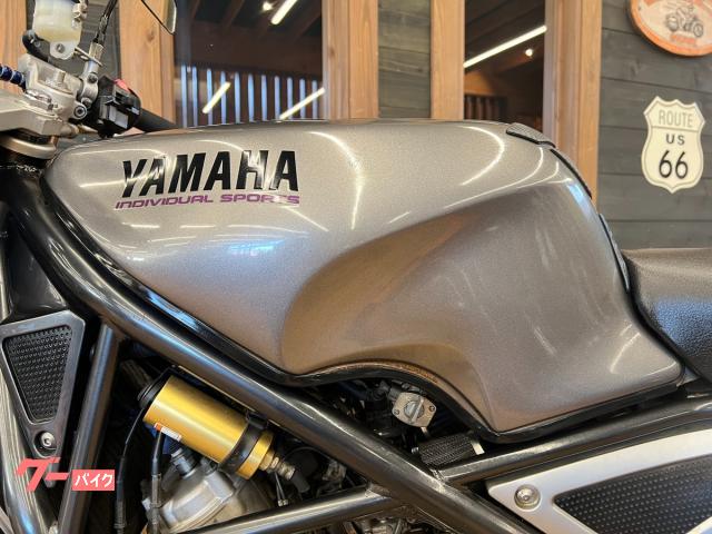 ヤマハ R1－Z 3XC3型後期モデル 右2本出しクロスチャンバー