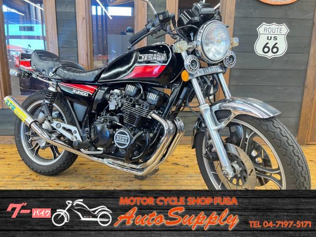 ＸＪ４００Ｄ　昭和５７年　ウオタニＳＰ２　新品６７レーシングＲＰＭ菅　ＢＥＥＴエンジンカバー　ＫＹＢリアサス　コンドルハンドル