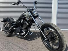 ヤマハ　ＸＶ２５０ビラーゴ　２００６年　北米仕様　アップハンドル　トリプルツリー　スラッシュカットマフラー　コブラシート　リアフェンダー