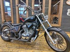 ホンダ　スティード４００　フルカスタム　ラットスタイル　ターンアウトマフラー　エイプハンガー　ダイヤカットサドルシート　フラットフェンダー