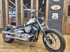 ヤマハ　ドラッグスター４００　フルカスタム車　リバースコーンマフラー　スポタン　サドルシート　フラットフェンダー　エイジング加工