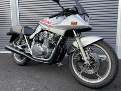 スズキ　ＧＳＸ７５０Ｓ　ＫＡＴＡＮＡ　１９８２年　ＧＳ７５Ｘ型　スクリーン付きモデル　ノーマル車　セパレートハンドル