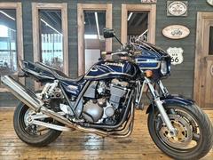 カワサキ　ＺＲＸ１２００Ｒ　ＭＲＡスモークスクリーン　タックロールシート　フェンダーレス　ＲＡＹＢＲＩＧクリアヘッドライトレンズ