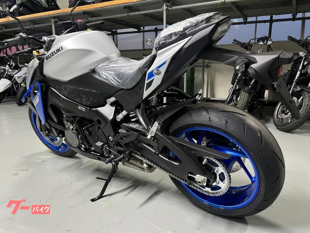 スズキ GSX－S1000 新車 2025年モデル マットシルバー