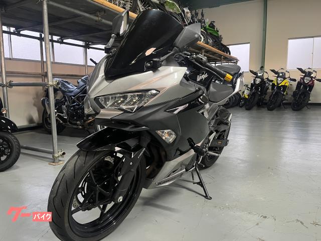 カワサキ Ninja 250 2019年モデル ブラック ライト