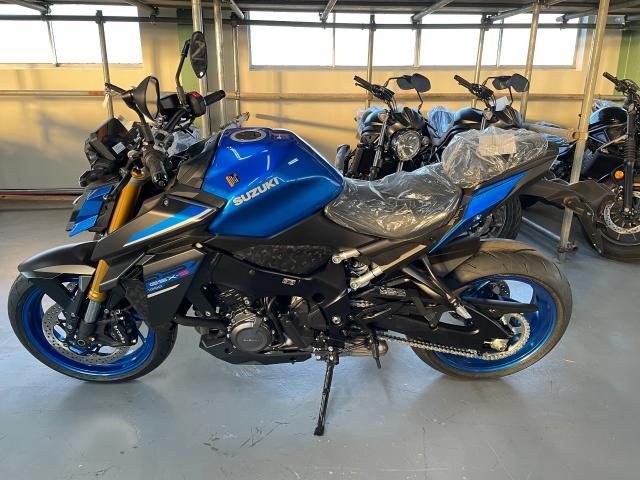 ★引取り限定　千葉県稲毛近辺★ サックスブルー　クロスバイク　26インチ　中古 スズキ GSX－S1000 新車 2026年モデル トリトンブルー