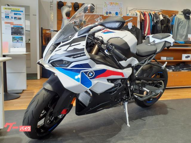 Ｓ１０００ＲＲ　Ｍパッケージ　カーボンホイール　アクラポビッチスポーツマフラー　Ｍブレーキ　Ｍレバー