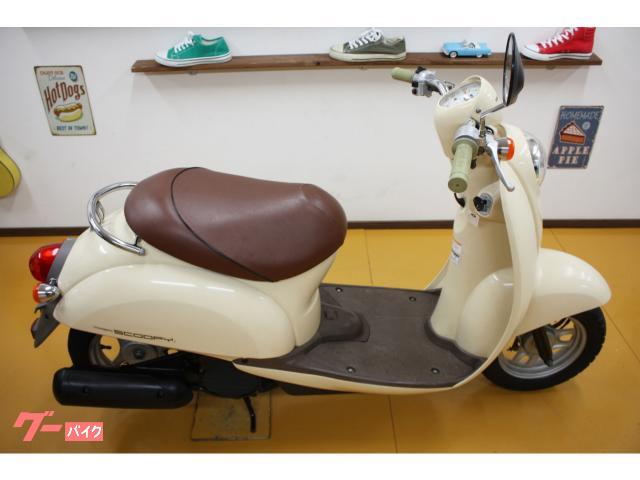 ホンダ クレアスクーピー バッテリー新品 ４ストローク 純正クリームホワイトカラー｜横浜スライダーサイクルズ｜新車・中古バイクなら【グーバイク】