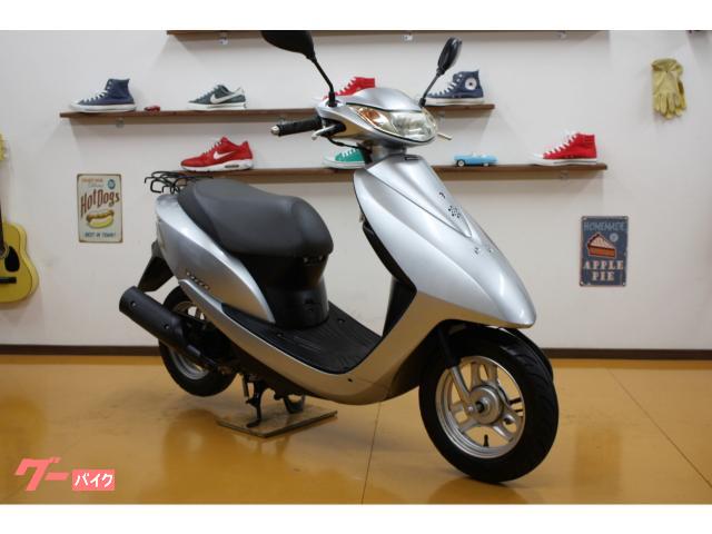 Ｄｉｏ　うしろタイヤ新品　４ストローク　ＦＩインジェクション　純正シルバーメタリックカラー　５桁メーターモデル