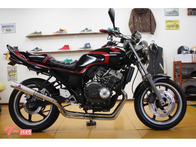 JADE CBXルック アルフィンカバー パイピングエナメルシート ブラックベースレッドラインカラー