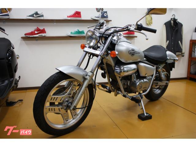 ホンダ MAGNA FIFTY ノーマル シルバーメタリックカラー