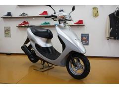 ホンダ　ライブＤｉｏ　バッテリー新品　純正シルバーメタリックーカラー　ＡＦ３４　空冷２ストローク