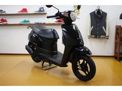 スズキ　レッツ　ＦＩインジェクション　４ストローク　ブラックカラー
