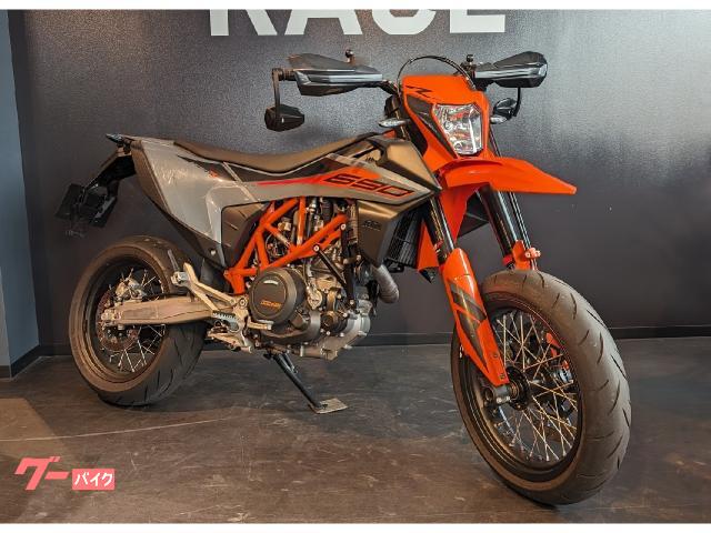 ＫＴＭ ６９０ＳＭＣ Ｒ｜ＫＴＭ／ハスクバーナ・モーターサイクルズ／ＧＡＳＧＡＳ川崎中央｜新車・中古バイクなら【グーバイク】