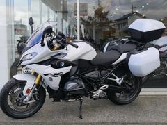 ＢＭＷ　Ｒ１２５０ＲＳ　ライトホワイト　クイックシフター　クルコン　シートヒーター　純正フルパニア　純正エンジンガード　２０２４年モデル