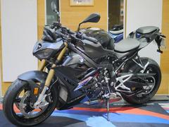 ＢＭＷ　Ｓ１０００Ｒ　ツーリング仕様　２０２５年モデル　キーレス　グリップヒーター　クイックシフター　Ｍクイックアクションスロットル