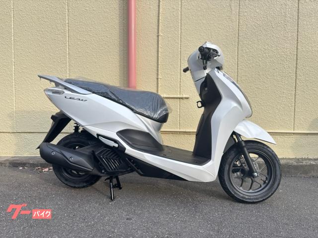 リード１２５　パールスノーフレークホワイト　ＬＥＤヘッドライト　２０２５年新型