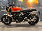 スピードツイン1200RS バハオレンジ／サファイアブラック 2024年モデル 中古車