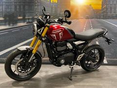 ＴＲＩＵＭＰＨ　スピード４００　カーニバルレッド・ストームグレイ　２０２４年モデル　中古車