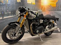 ＴＲＩＵＭＰＨ　スラクストン１２００ＲＳ　コンペティショングリーン／シルバーアイス　２０２２年モデル　中古車