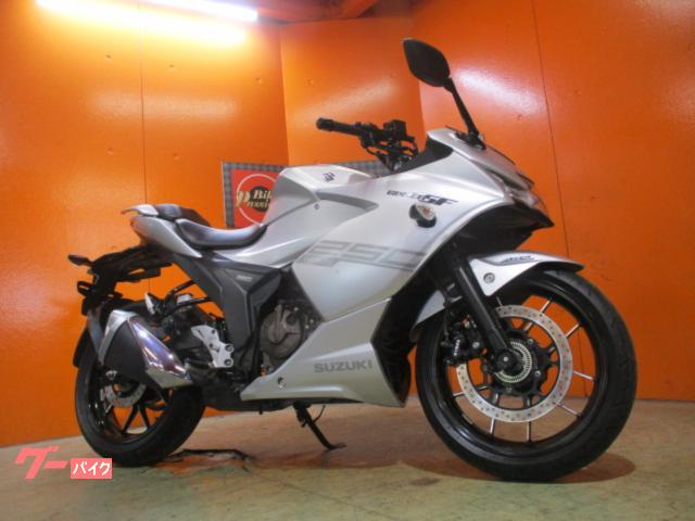ＧＩＸＸＥＲ　ＳＦ　２５０　ＡＢＳ　２０２０年モデル　マットプラチナシルバーメタリック　純正鍵２本　純正フルノーマル車両